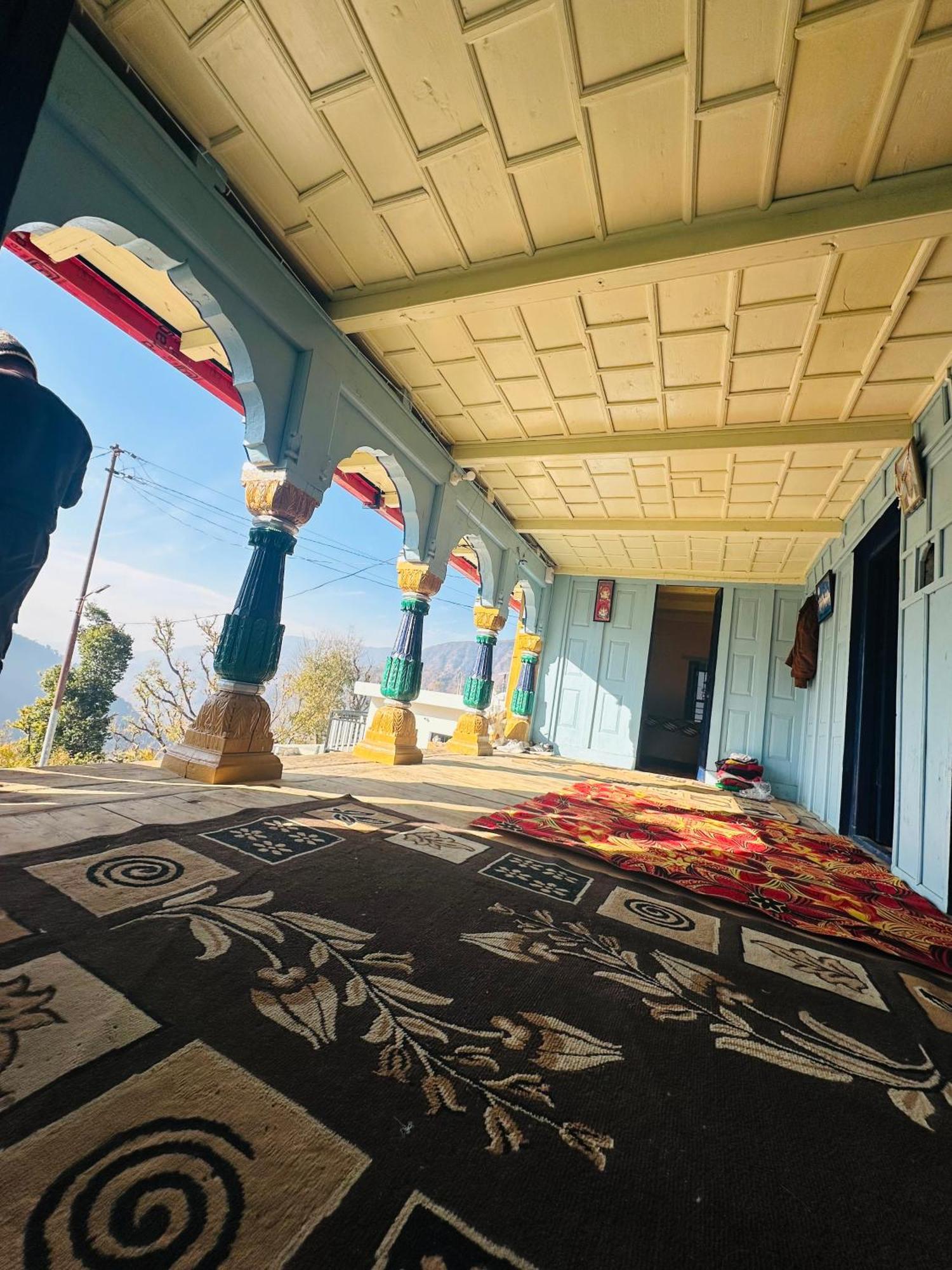 Deodar Village Homestay Devalsari ムスーリー エクステリア 写真