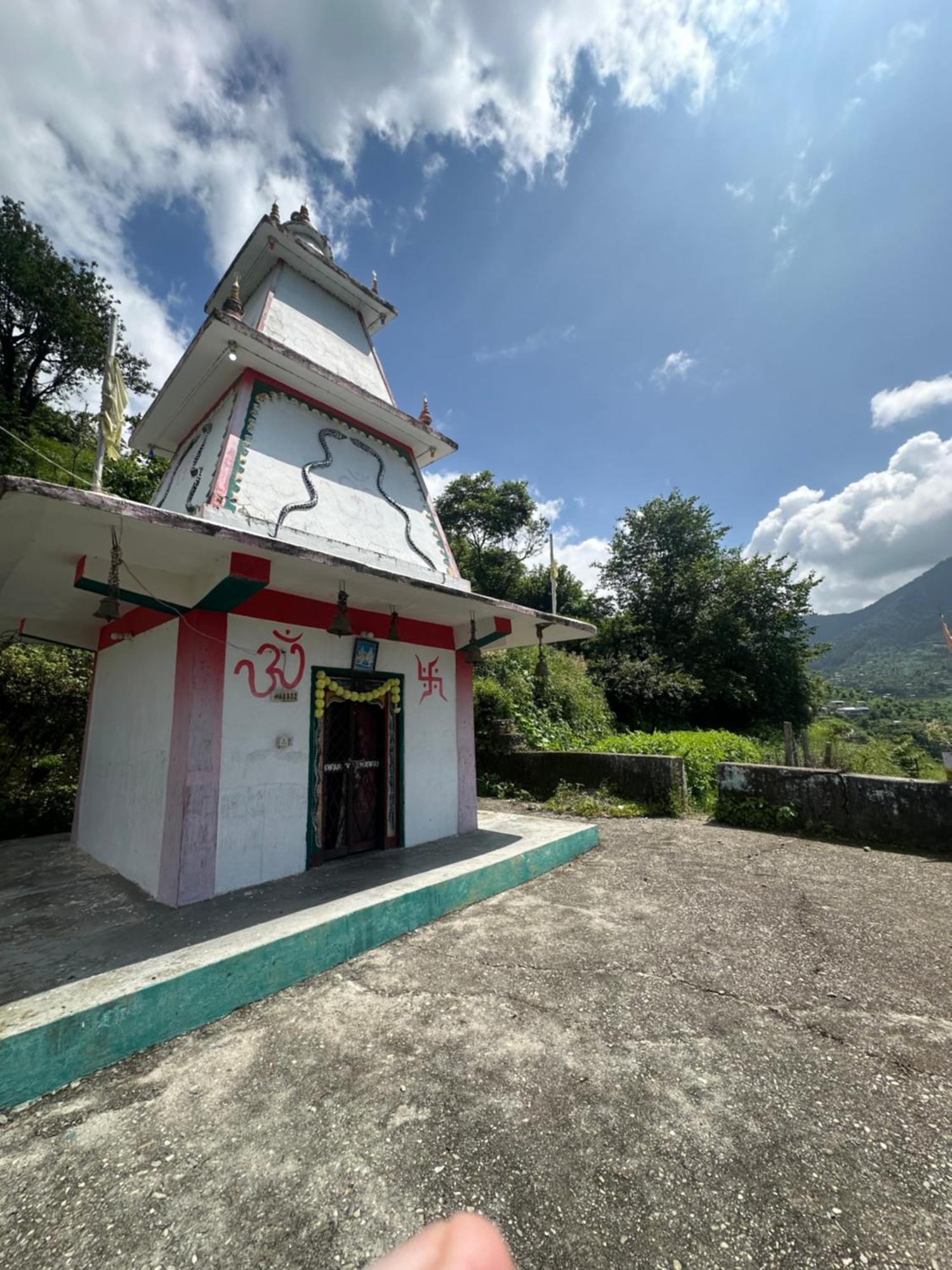 Deodar Village Homestay Devalsari ムスーリー エクステリア 写真