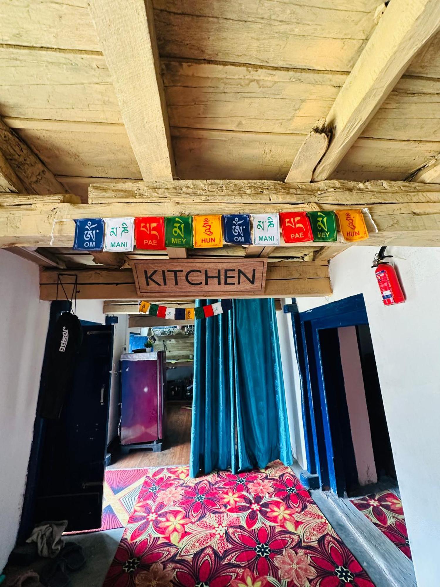 Deodar Village Homestay Devalsari ムスーリー エクステリア 写真